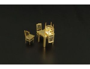 Table & Chairs