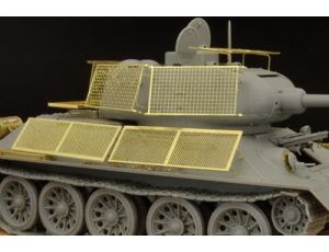 T-34/85 Improvized Schurzen