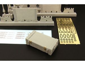 Panzerfaust w/box 2 sets