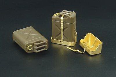 US jerry cans