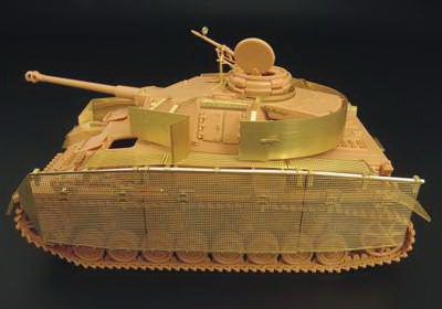 THOMA Schurzen Pz.IV (Tamiya)