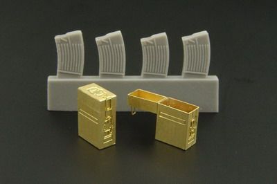 2cm Flak magazines & boxes