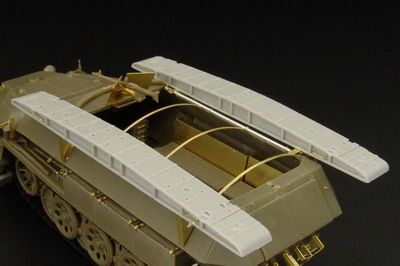 Sd.Kfz.251/7 Sturmbruecke