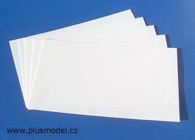 Plastic plates 0,8 mm