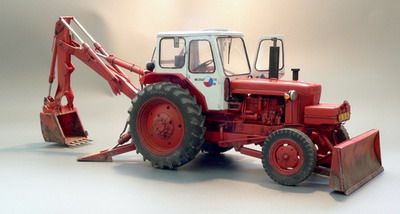 Soviet earthmover Belorus