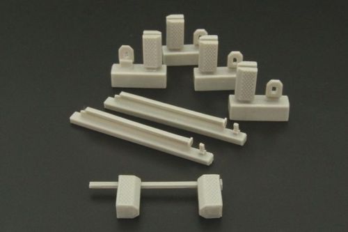 US Navy Wheel Chocks (modern)