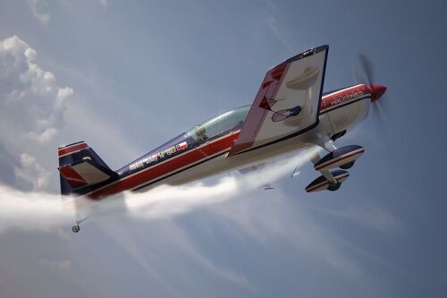 EXTRA EA300L four-blade propeller 1/48