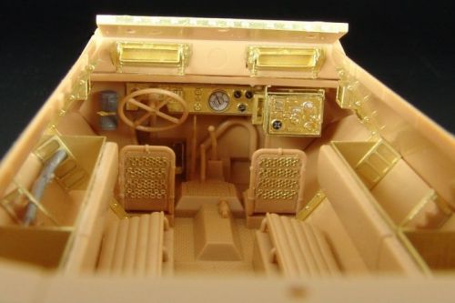 Sd.Kfz.251/1 Ausf.D Interior (Tam)